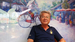 Ponchaled Chaiyapatphangsakul, chauffeur pour les Voyages d'Angele