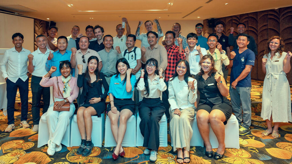 Equipo de Asia My Way reunido en Siem Reap durante un Partner Meet-Up en Camboya