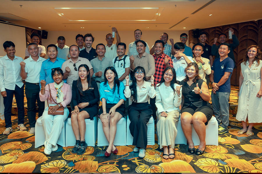 Equipo de Asia My Way reunido en Siem Reap durante un Partner Meet-Up en Camboya